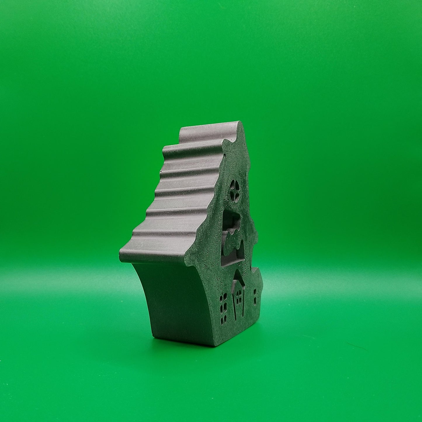 Hollow Ghost House
