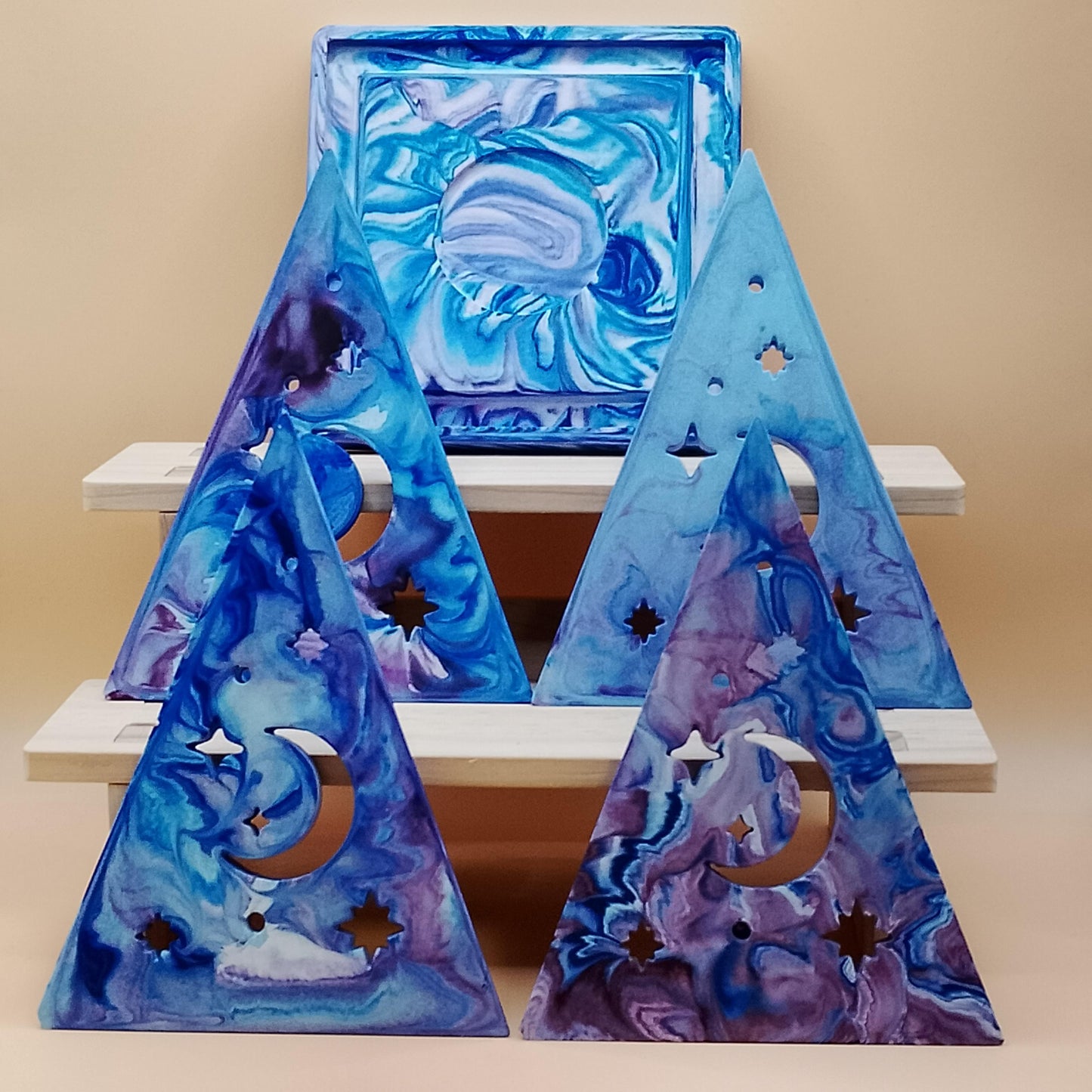 Pyramid Tealight Burner