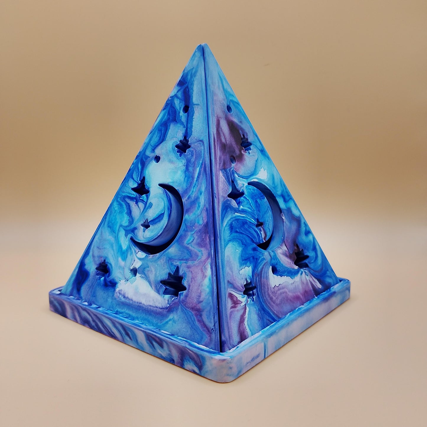 Pyramid Tealight Burner